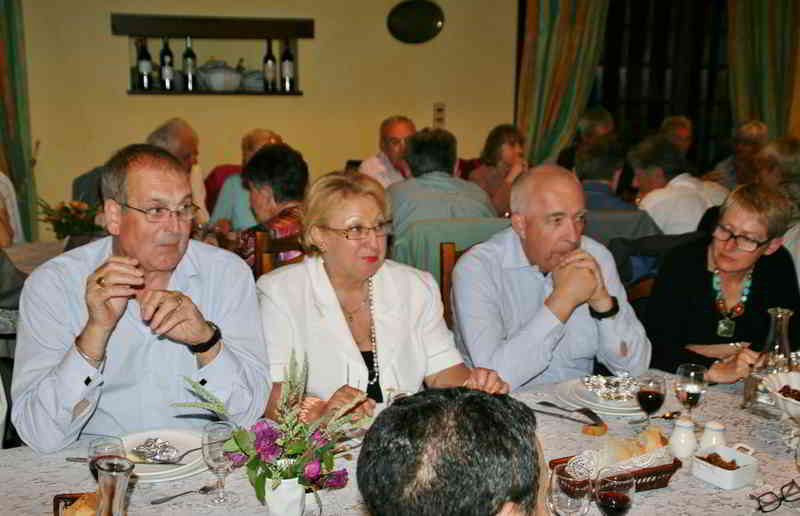 04_IMG_0187 (Delle Luche).JPG - Les tables...